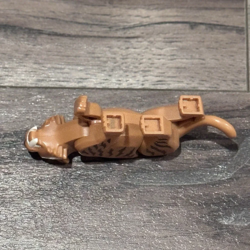 LEGO Sabre Tooth Tiger Authentic Minifigure City 60193 Arctic Saber Tooth Figure